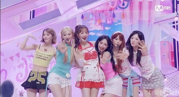 리센느의 'Pretty Girl' 리메이크를 통해 다시 만난 나의 프리티걸, 나의 청춘 카라.
