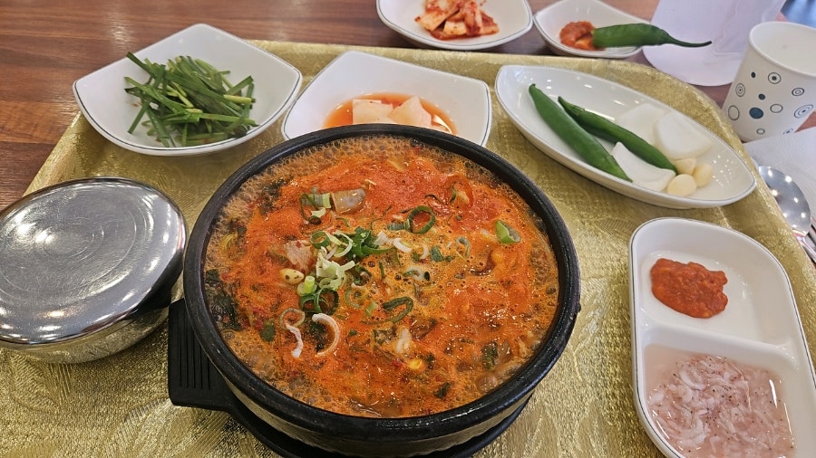 일품돼지국밥 진천점 사진 1