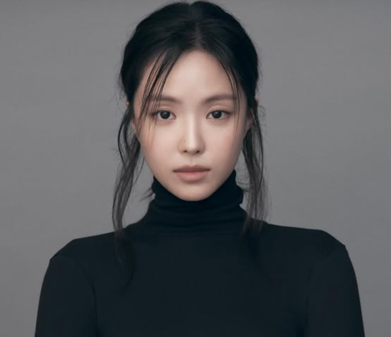 '손나 예쁜' 손나은 프로필 & 최신 인터뷰 | 에이핑크 탈퇴 후 홀로서기, '김부장' 소지섭 첫인....