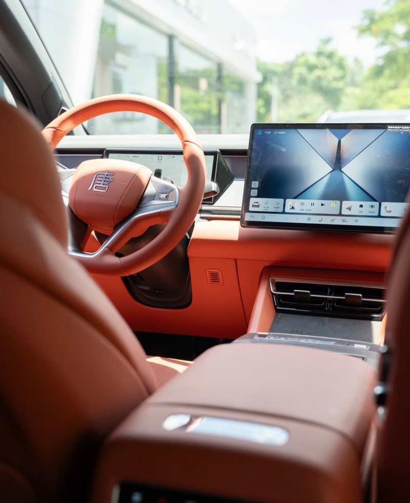 5분 충전 950km 주행거리 괴물 SUV 비야디 다탕EV.