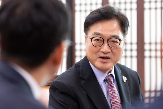 우원식 해외출장 14회 배우자 동행 논란, 82억 예산 집행 쟁점