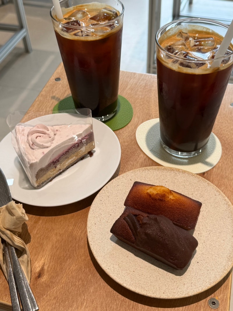[인천/송도] 송도 구움과자 휘낭시에 ,케이크 디저트 맛집 ‘너구리베이크샵’