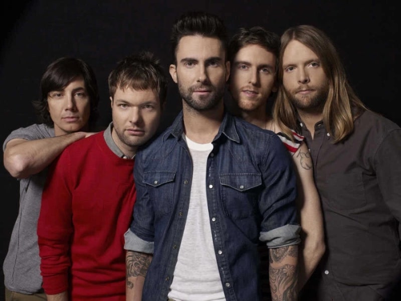 Maroon 5 - Moves Like Jagger
