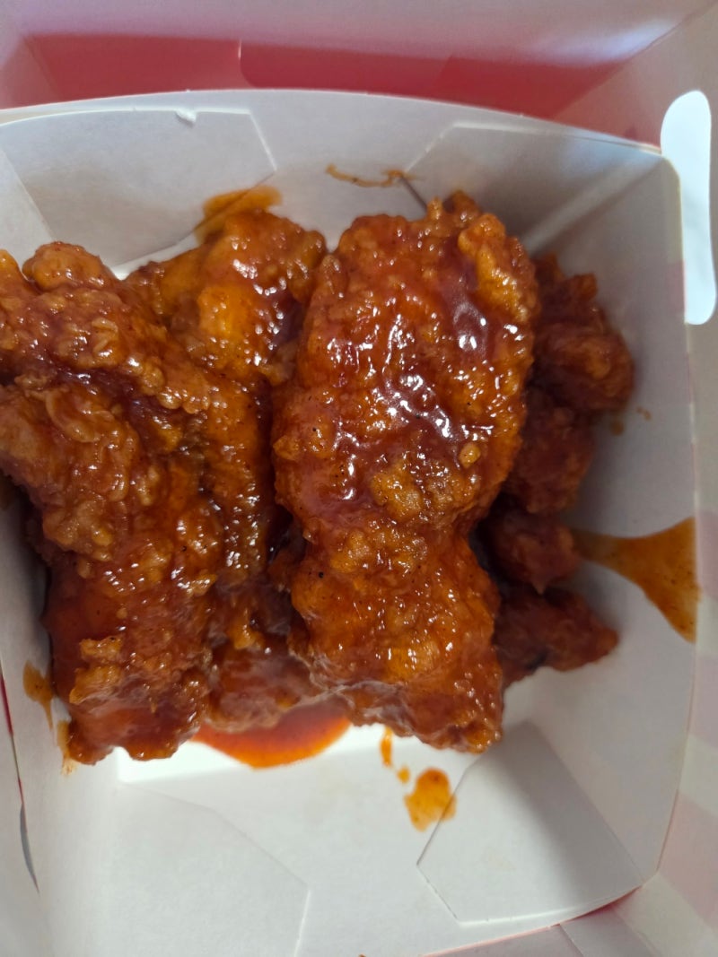 KFC 11일 치킨올데이 1+1 포장 후기! 후라이드 양념 에그타르트 조합 가격 메리트는?