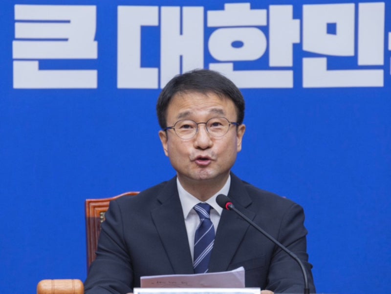 [긴급속보] 한병도 “검사는 수사하지 않는 것이 검찰개혁 완성”…한동훈 “보완수사권 폐....