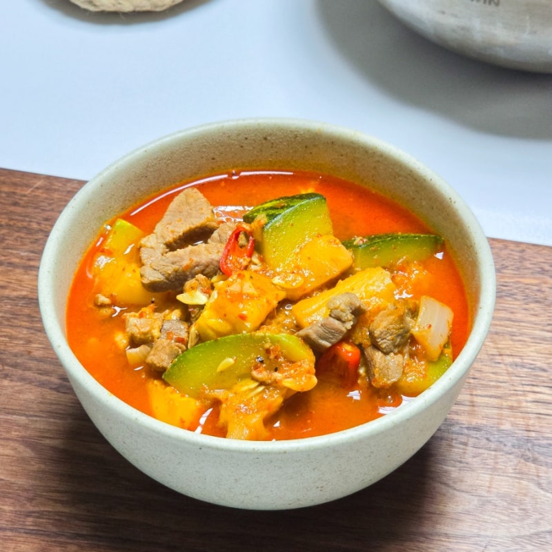 돼지고기 짜글이 레시피 제철 둥근호박 요리로 더 맛있게