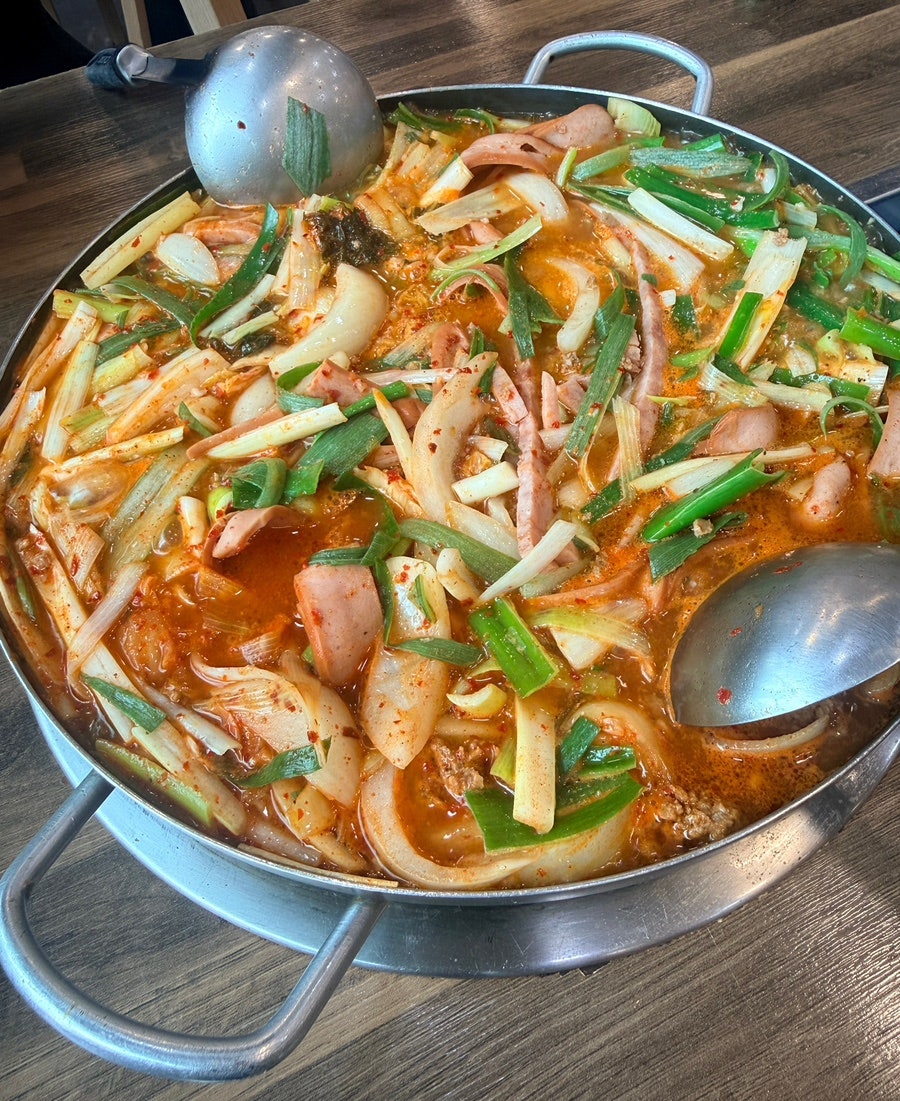 운암명가부대찌개철판구이 사진 3
