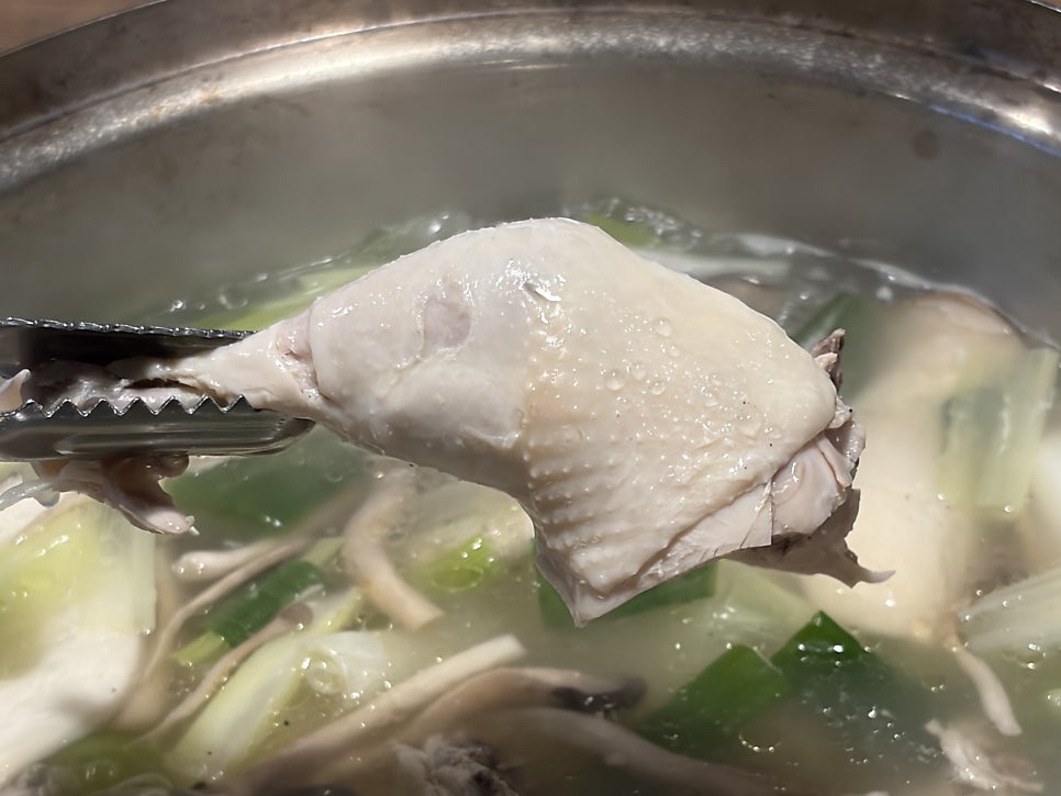 홍익닭한마리 홍대본점 사진 1