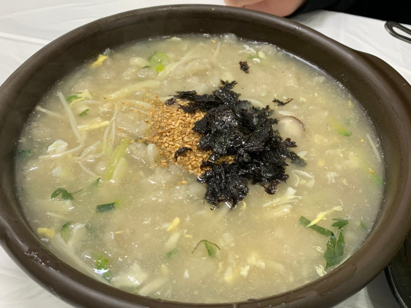 속초 감나무집감자옹심이, 막걸리술빵 웨이팅. 속초여행 아침 코스 추천. 속초중앙시장 웨이....