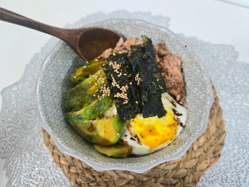 아보카도 요리 먹는법 참치 아보카도 비빔밥 레시피