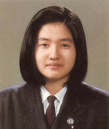 "간판 아나운서였는데… 이혼 후 원룸 생활까지, 홀로 새 삶 택한 연예인"