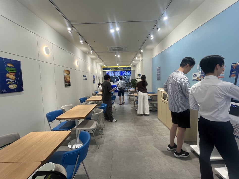 움버거앤윙스 킨텍스점 사진 3