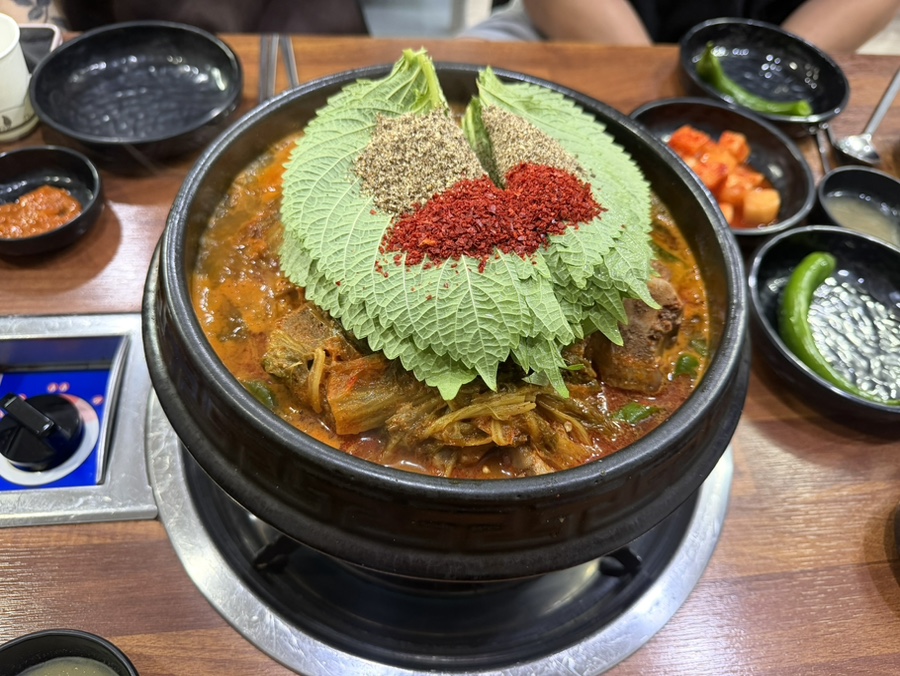 운동장감자탕 사진 1