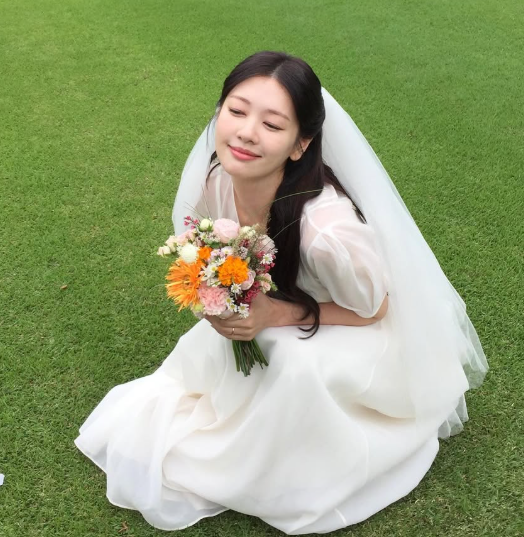 "이게 그 하체비만 정소민?"… 37세 발리 비키니 사진에 터진 반응, 10kg 감량 비결은?