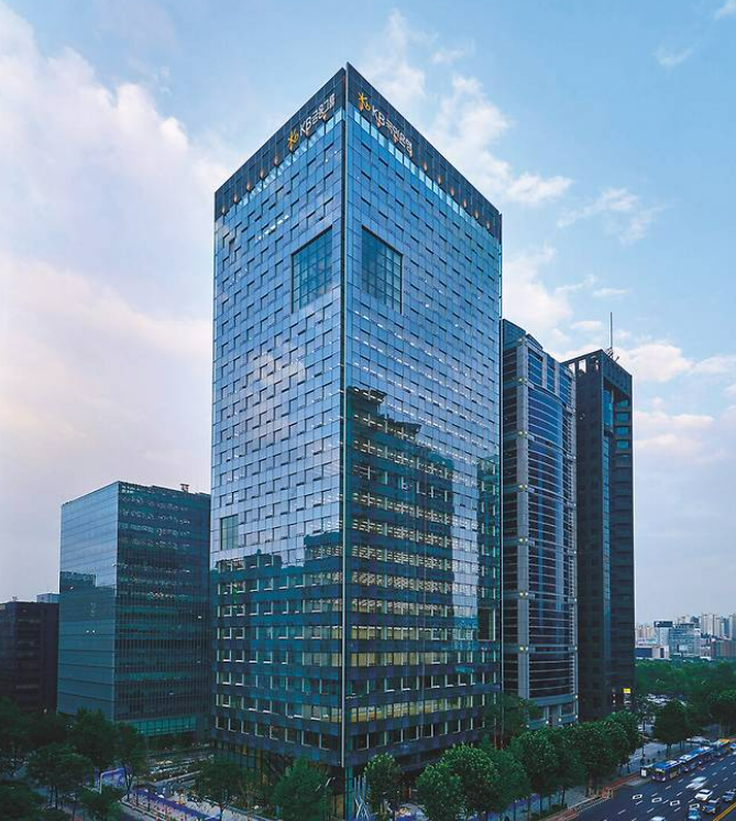 KB<b>금융</b>, 상반기 <b>순익</b> 3.88조 ‘<b>역대 최대</b>’… 비은행... 