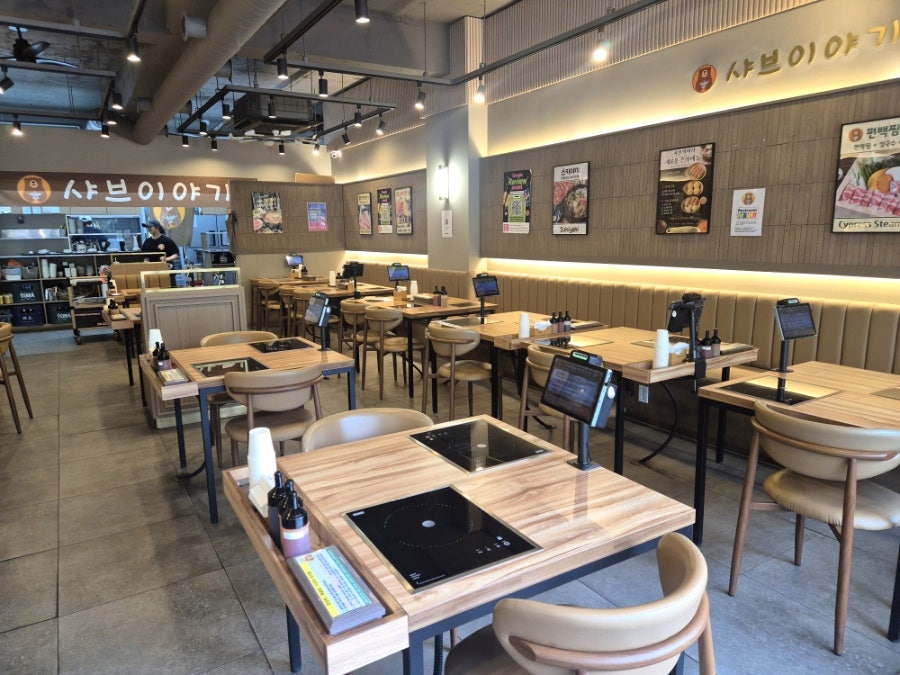 샤브이야기 신촌기차역점 사진 3
