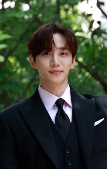 이준호♥홍화연 만난다…이번엔 ‘용’과 인간의 판타지 로맨스