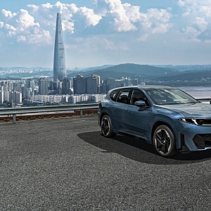 다시, 달리는 이유를 묻다. BMW iX3 50 xDrive M Sport