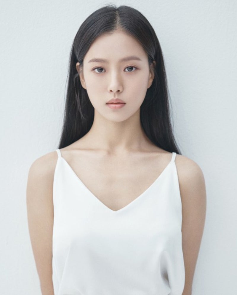 高校中退からウェディングプランナーまで！女優コ・ミンシの意外なデビュー秘話