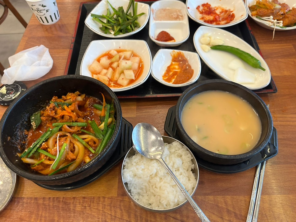 일품돼지국밥 고성본점 사진 5