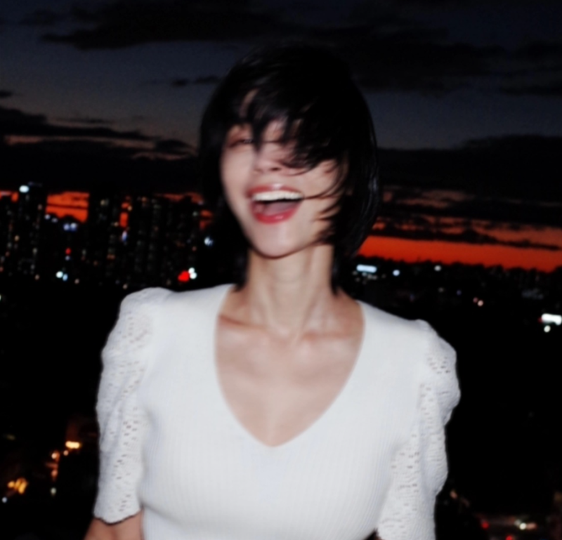 The Actress Who Dated Publicly for 11 Years and Broke Up Right Before Marriage, a Romance Shin Dong-yeop Couldn't Even Reveal, Her Prime...