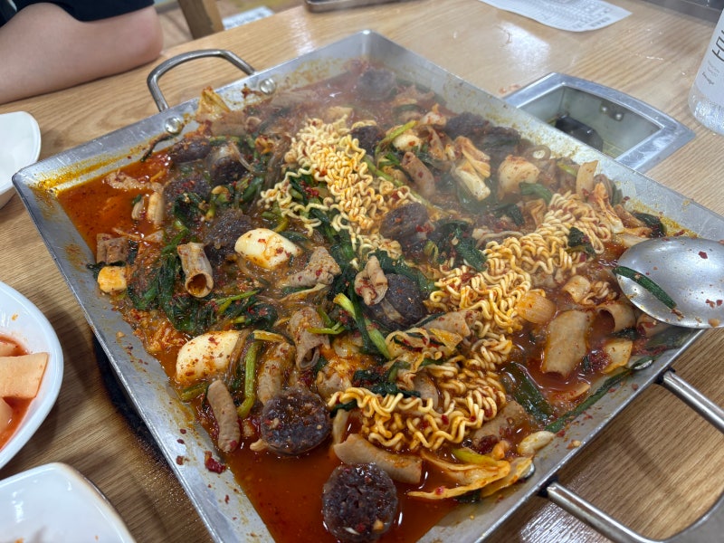 수원 팔달구 남문시장 맛집 지동시장 순대타운 순대볶음 맛집 순대곱창 맛집 시청순대곱창....