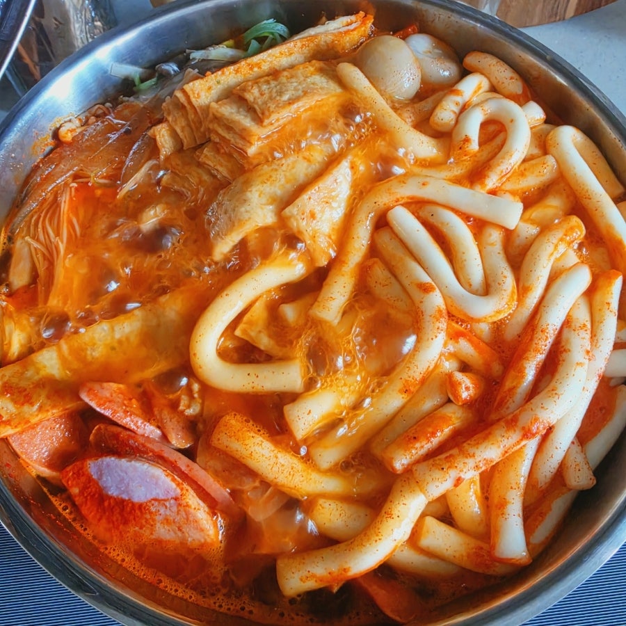 땅스부대찌개 완주삼봉점 사진 1