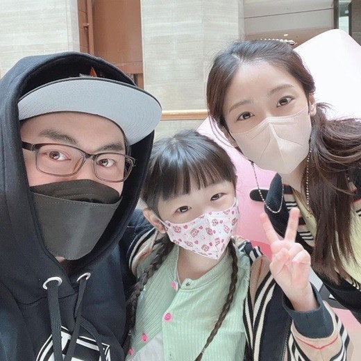 문희준 프로필 나이 아내 와이프 소율 딸 희율 아들 자녀 집 리즈 가족 엄마 아버지 고향