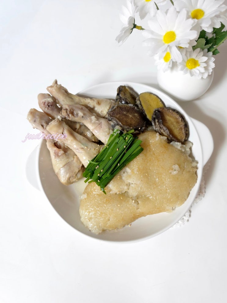 땀나지 않고 누룽지 백숙 만들기 <b>중복</b> 닭 요리 압력솥 누룽지 백숙