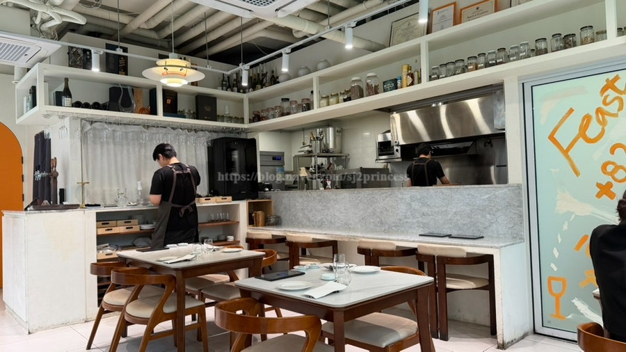105405 Steak & Bar 마곡 사진 6