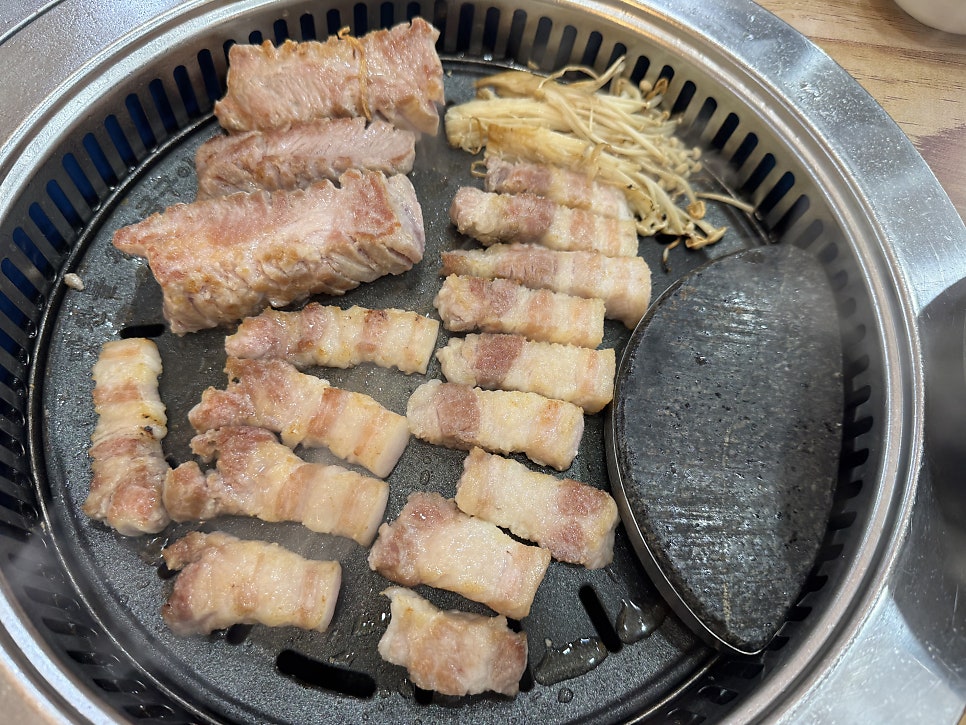 맛찬들왕소금구이 아산배방점 사진 1