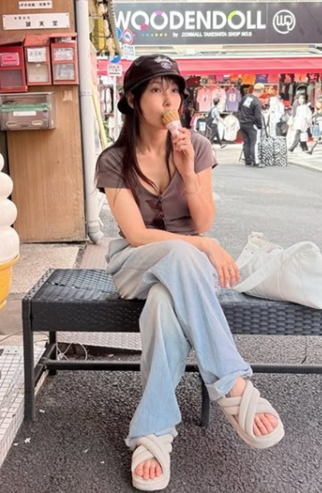 카라 박규리, 마음고생 딛고 더 예뻐진 근황…일본 여행서 배우 분위기 물씬