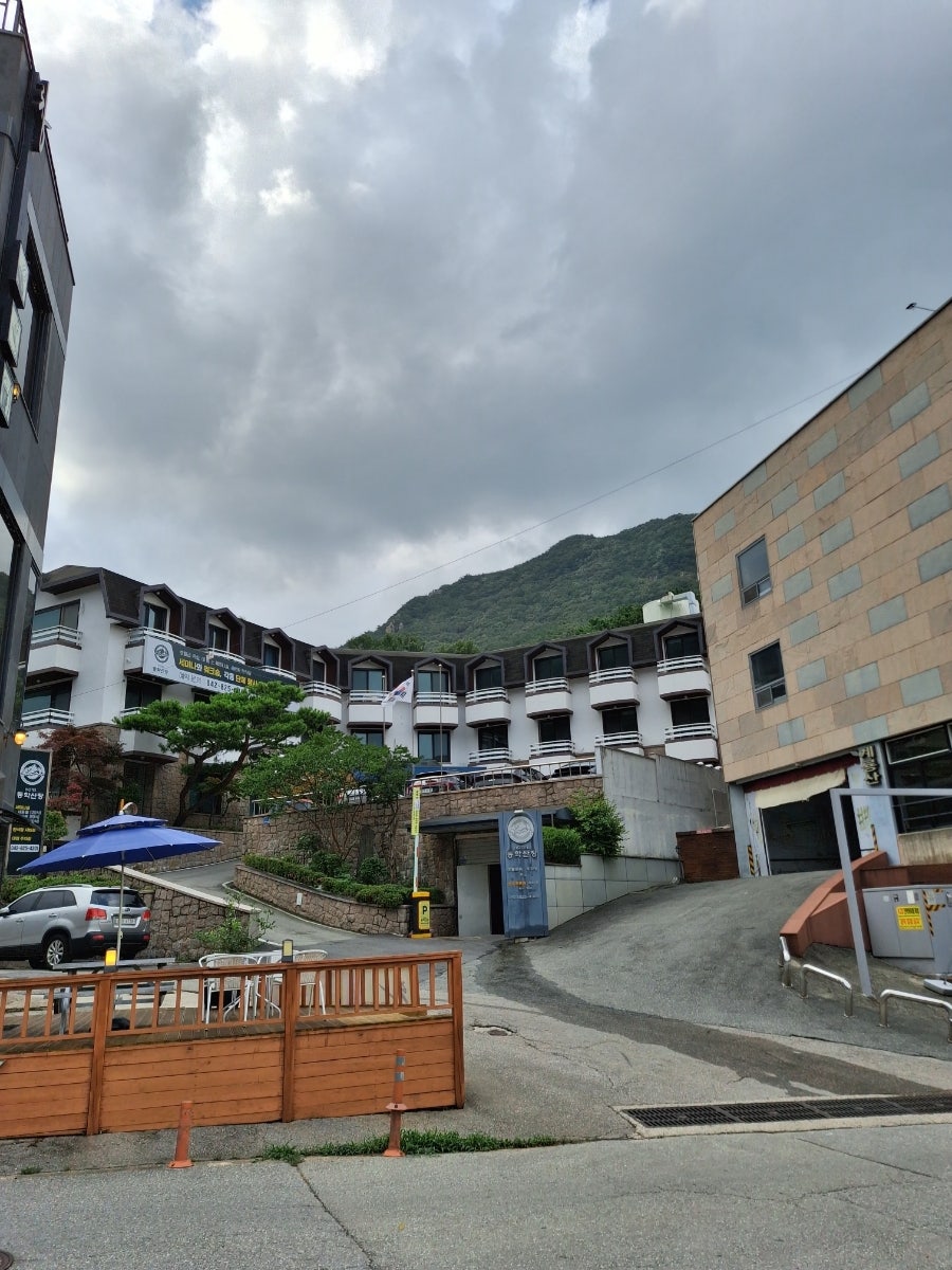 동학산장 사진 1