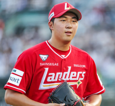 "이 루키 진짜다" SSG 김민준 6이닝 무실점 또 터진 이유는? 흔들려도 다시 올라오는 투수입니....