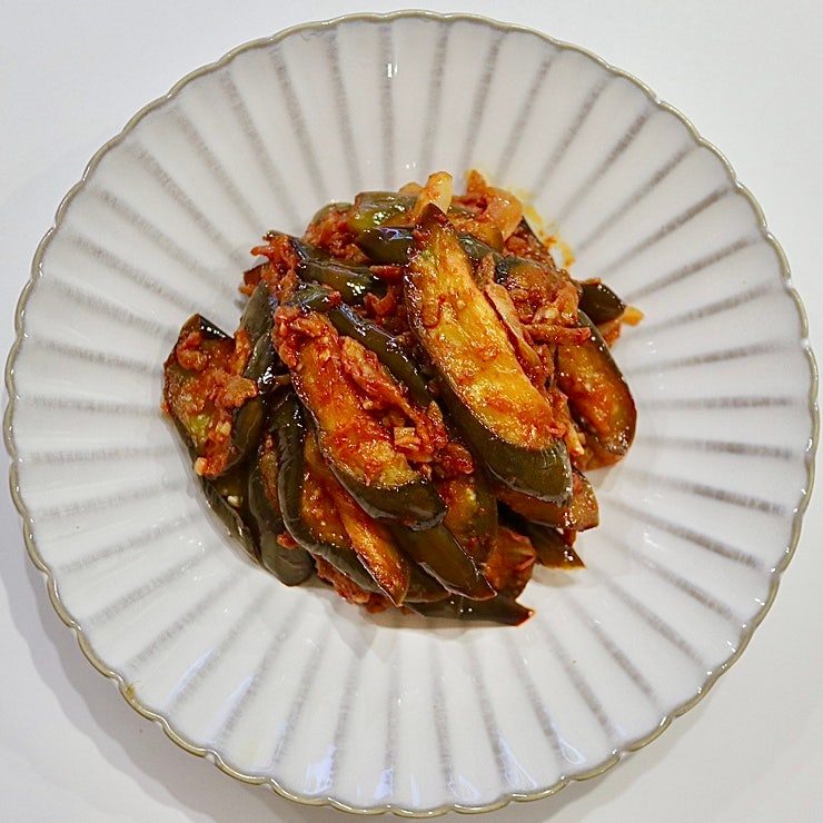 가지가 이렇게 맛있다니! 물컹함 싹 잡은 정호영 가지볶음 레시피