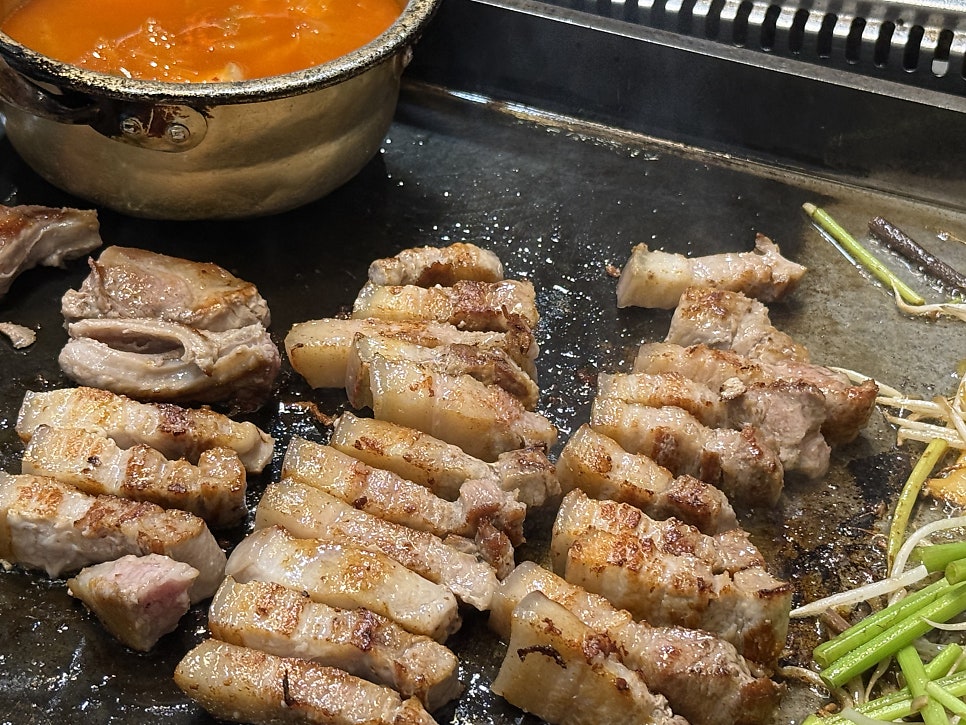 고니네제주흑돼지 사진 1