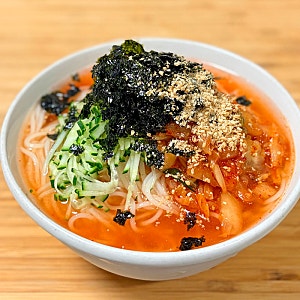 냉면육수 활용 / 초간단 김치말이국수 레시피 / 시원한 여름 국수 요리