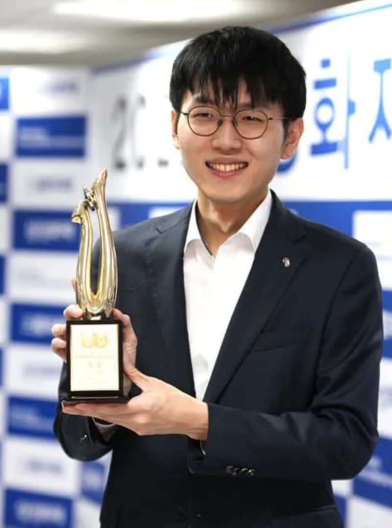 신진서 9단 프로필, 카타고를 꺾은 세계 1위 바둑기사…2026년 농심배 21연승까지