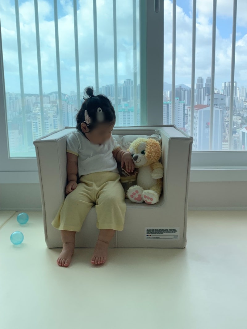 쥬다르 아기 소파 후기(키즈 소파, 파우더그레이 색상, 돌아기 소파 추천)
