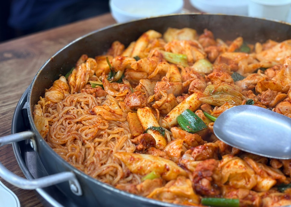 춘천닭가네 닭갈비막국수 사진 1