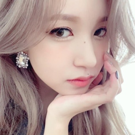 日本のオーディションには落ち続けたのに...デパートでスカウトされた少女、TWICEミナになった驚きの物語
