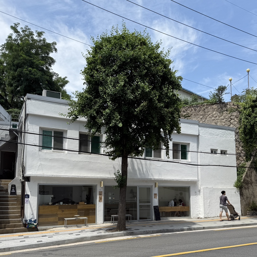 토스트커피하우스 센트레 사진 1