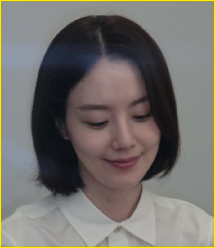 청순한 첫사랑으로 불렸다더니…결국 비공개 결혼까지 알린 문채원 2026년 근황.jpg