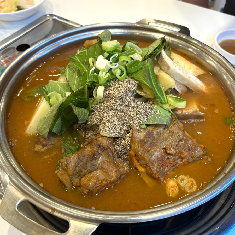 족발야시장 안산고잔역점 사진 2