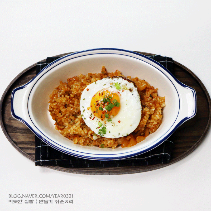참치김치볶음밥 레시피, 김치를 먼저 이렇게 볶아보세요