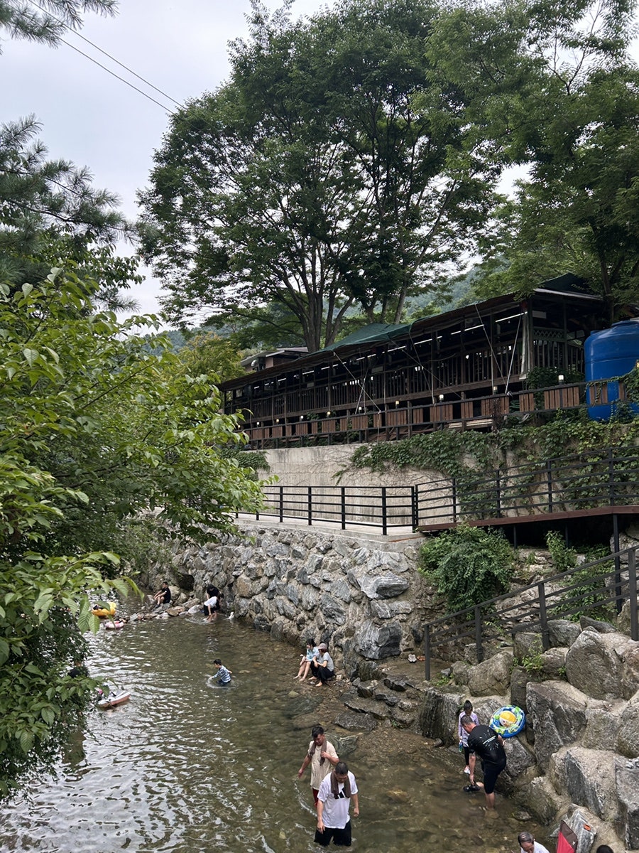 천진암 계곡 사진 1