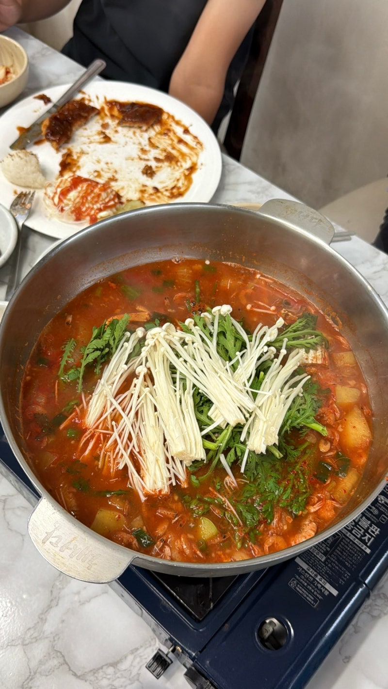 천안 광덕면 맛집 도리식당, 53년 손맛 민물새우 참게매운탕과 간짜장까지 맛본 후기