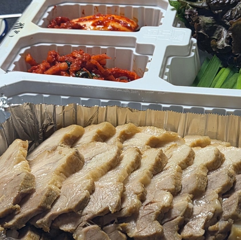 귀한족발 수원망포역점 사진 1