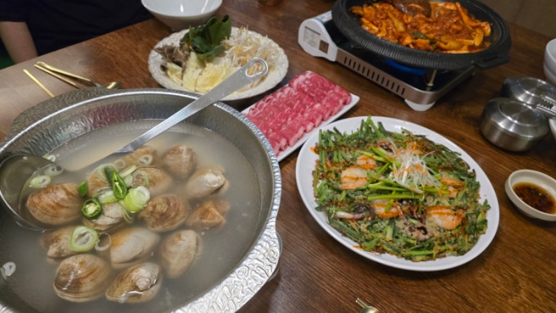 [서울/강남구] “역삼동 오삼집” 역삼역 오삼불고기와 백합샤브샤브, 소주·맥주 무제한 무....