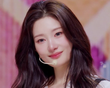 아이오아이 갑자기 가사 해석 잊었던 그리움이 떠오르는 순간
